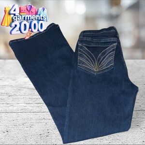 Not your daughter's jeans size 4 P proudly made in the USA 🇺🇲🇺🇲